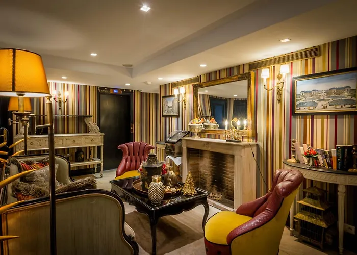 Hotel Chateaubriand Parijs